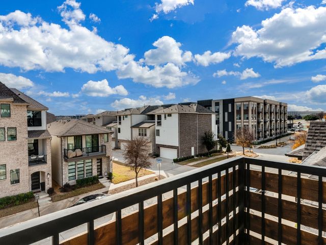 4913 Broadway Drive, Plano, TX 75024