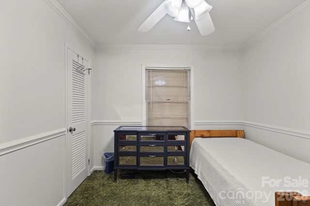 3326 Dunaire Drive, Charlotte, NC 28205