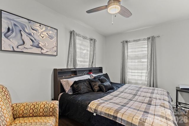 3326 Dunaire Drive, Charlotte, NC 28205