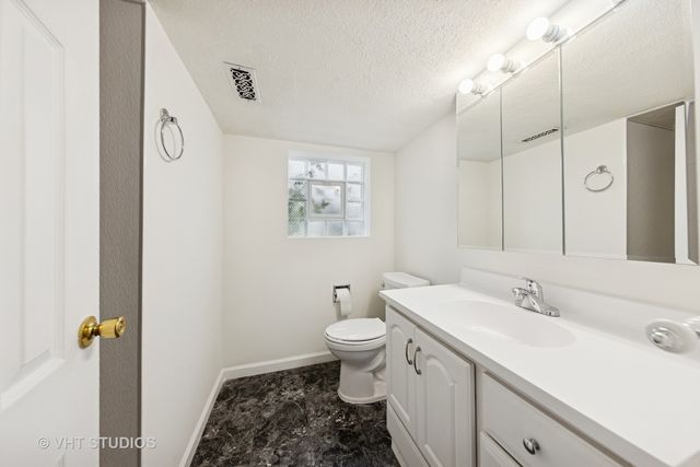 8800 44th Place, Brookfield, IL 60513