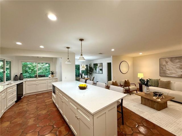 4198 Lake Rill Court, Marietta, GA 30062
