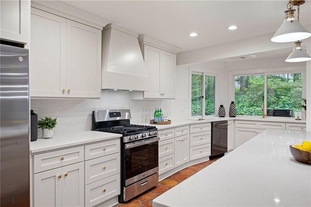 4198 Lake Rill Court, Marietta, GA 30062