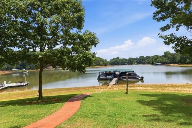 1226 Bowersville Highway 3, Hartwell, GA 30643