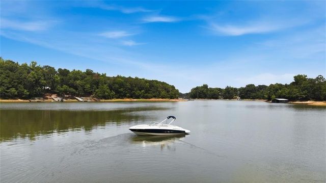 1226 Bowersville Highway 3, Hartwell, GA 30643