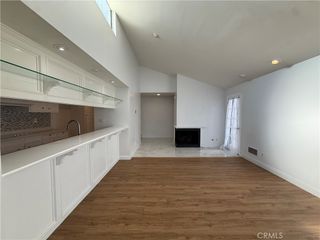 575 Esplanade 303, Redondo Beach, CA 90277