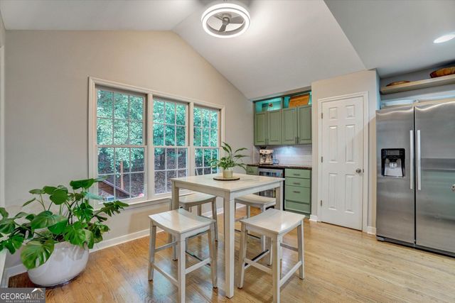 115 Glen Holly Drive, Roswell, GA 30076