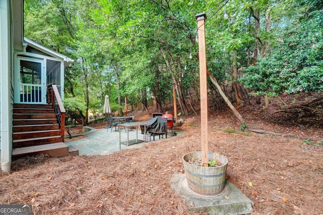 115 Glen Holly Drive, Roswell, GA 30076