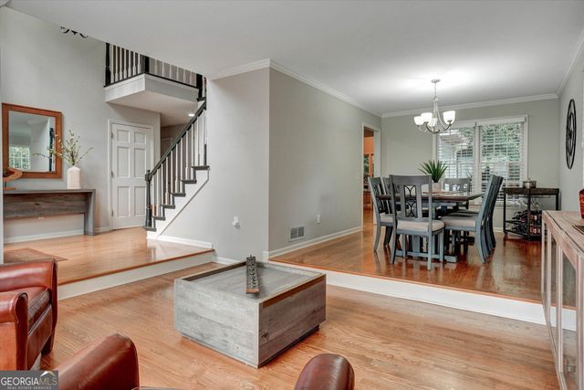 115 Glen Holly Drive, Roswell, GA 30076