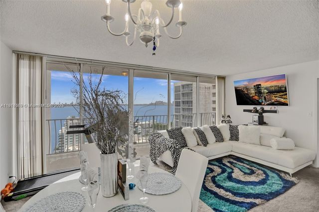 7601 E Treasure Dr 2421, North Bay Village, FL 33141