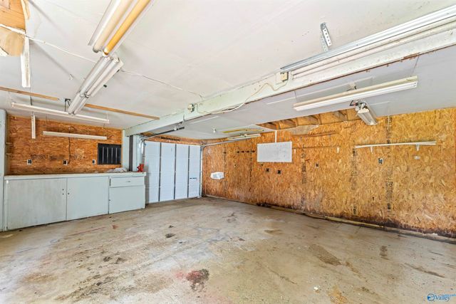 51 W Aqua Vista Drive, Gadsden, AL 35901