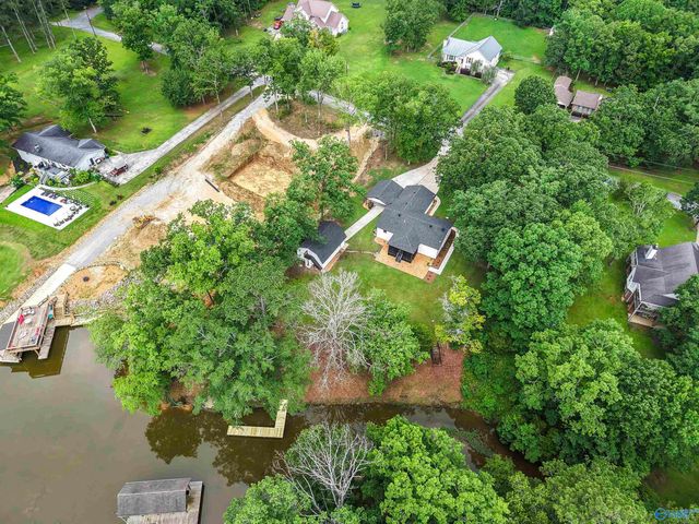 51 W Aqua Vista Drive, Gadsden, AL 35901