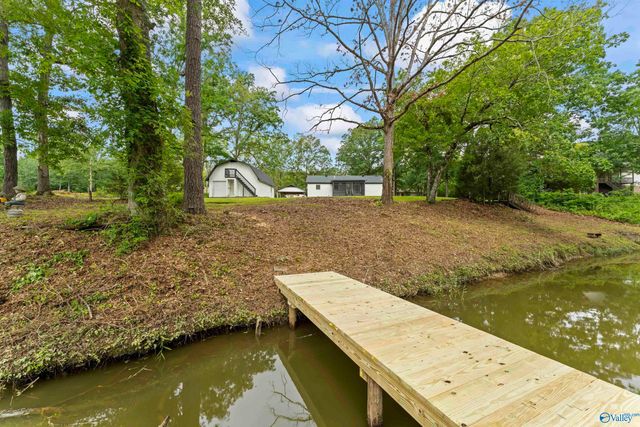 51 W Aqua Vista Drive, Gadsden, AL 35901