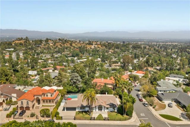 18841 Pasadero Drive, Tarzana, CA 91356