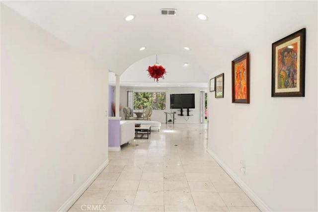 18841 Pasadero Drive, Tarzana, CA 91356