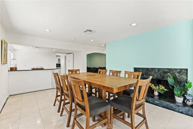 18841 Pasadero Drive, Tarzana, CA 91356