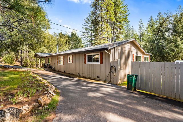 5249 Overland Way, Placerville, CA 95667
