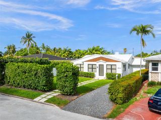 8844 Abbott Ave, Surfside, FL 33154