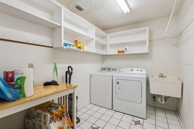 828 DUNDEE CIRCLE, Leesburg, FL 34788