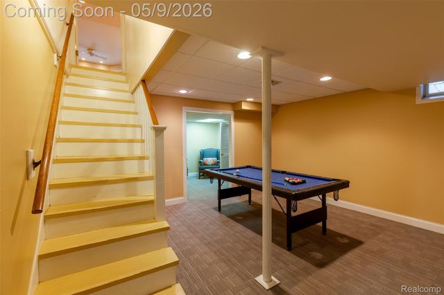 1081 E Tienken Road N, Rochester Hills, MI 48306