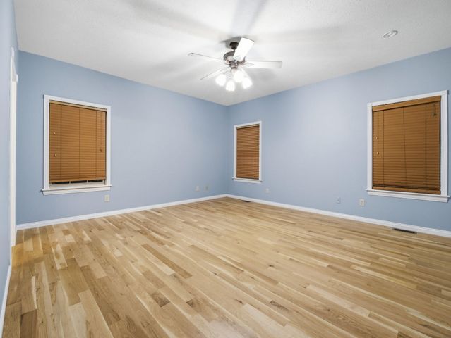 709 N Milton Drive, Nixa, MO 65714