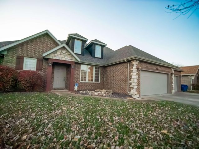 709 N Milton Drive, Nixa, MO 65714