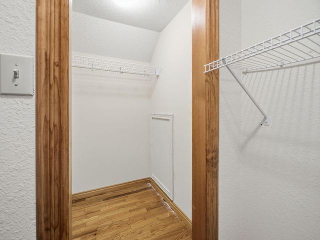 709 N Milton Drive, Nixa, MO 65714