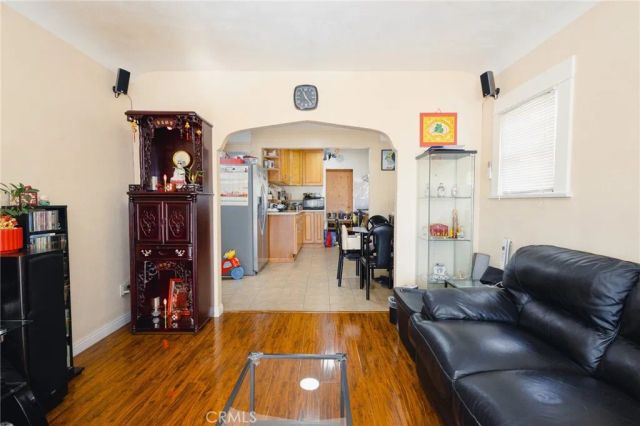 4284 Dwight, San Diego, CA 92105