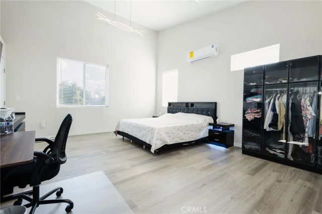 4284 Dwight, San Diego, CA 92105