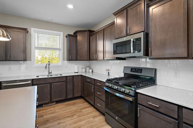 5110 Greenwood Lane, Rockford, MN 55373