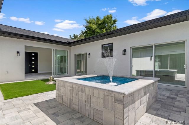 494 E Charleston Court, Hernando, FL 34442