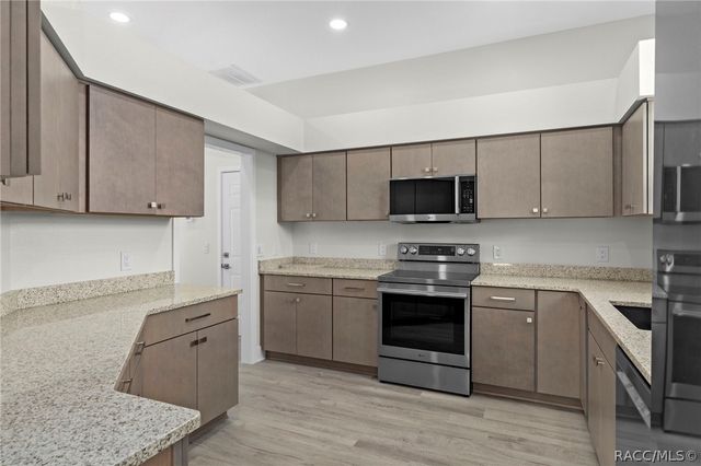 494 E Charleston Court, Hernando, FL 34442