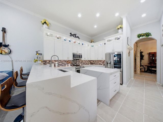 12307 NW 49th St, Coral Springs, FL 33076