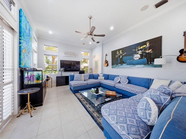 12307 NW 49th St, Coral Springs, FL 33076