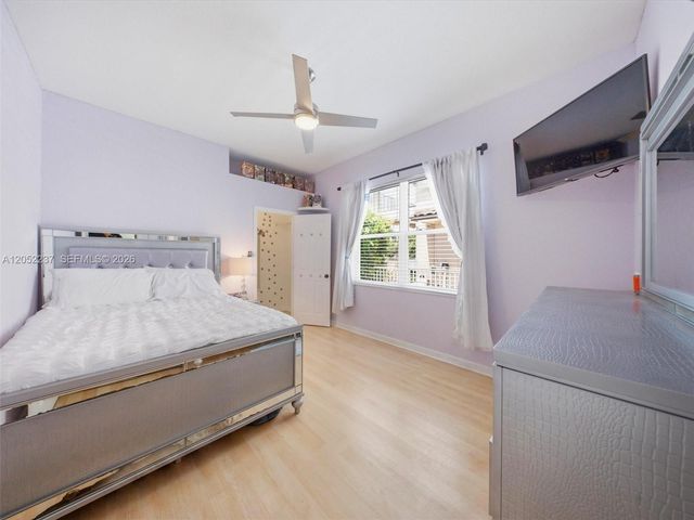 12307 NW 49th St, Coral Springs, FL 33076