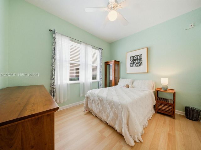 12307 NW 49th St, Coral Springs, FL 33076