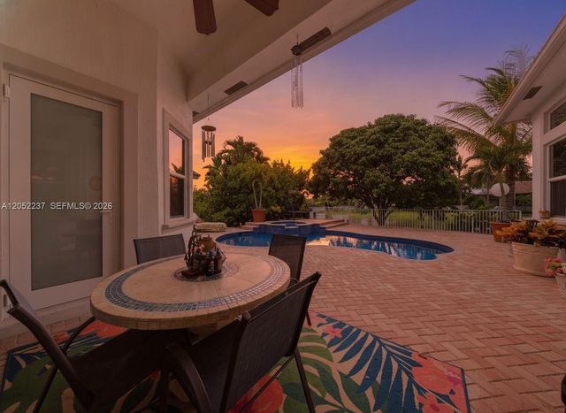 12307 NW 49th St, Coral Springs, FL 33076