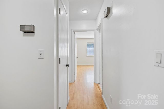 521 Courtwood Lane 7, Hendersonville, NC 28739