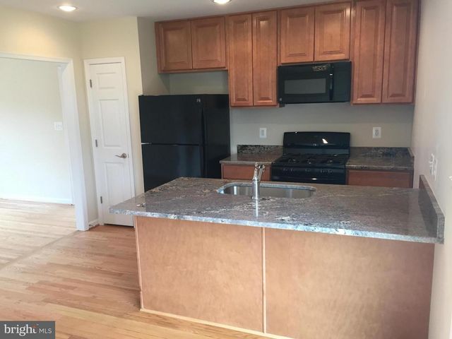 8904 CHERRY ST, Manassas, VA 20110