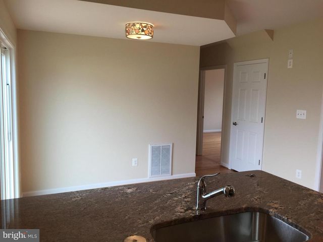 8904 CHERRY ST, Manassas, VA 20110