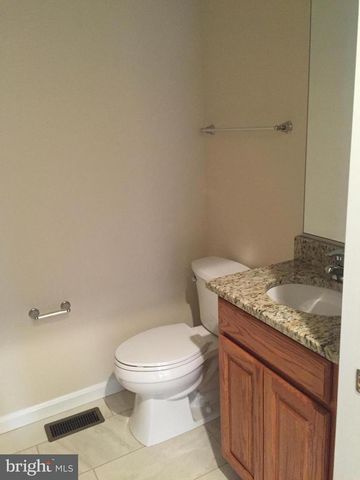 8904 CHERRY ST, Manassas, VA 20110