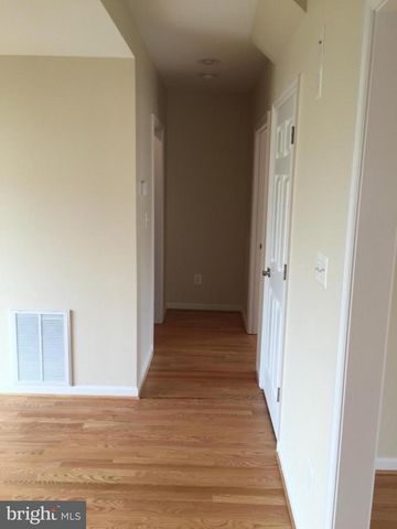 8904 CHERRY ST, Manassas, VA 20110