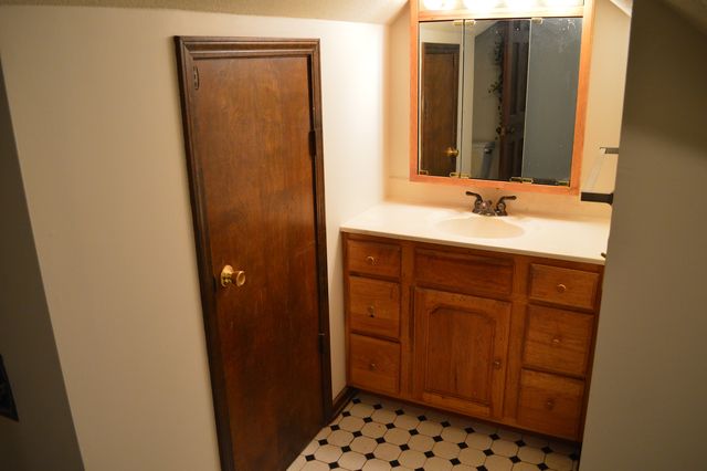 1701 Woodcrest Drive, St. Anne, IL 60964