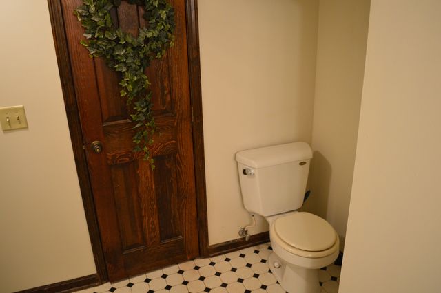 1701 Woodcrest Drive, St. Anne, IL 60964