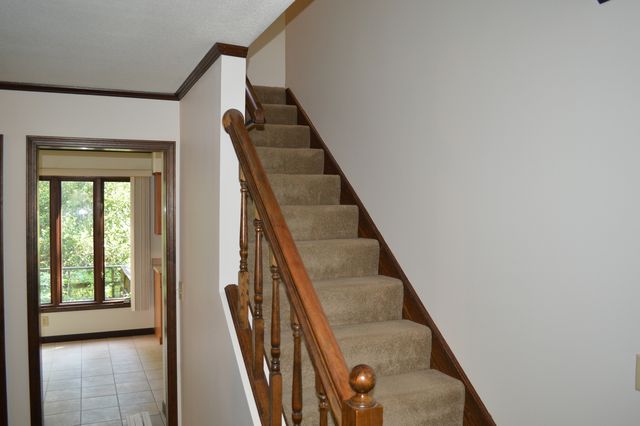 1701 Woodcrest Drive, St. Anne, IL 60964