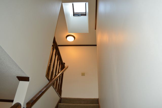 1701 Woodcrest Drive, St. Anne, IL 60964