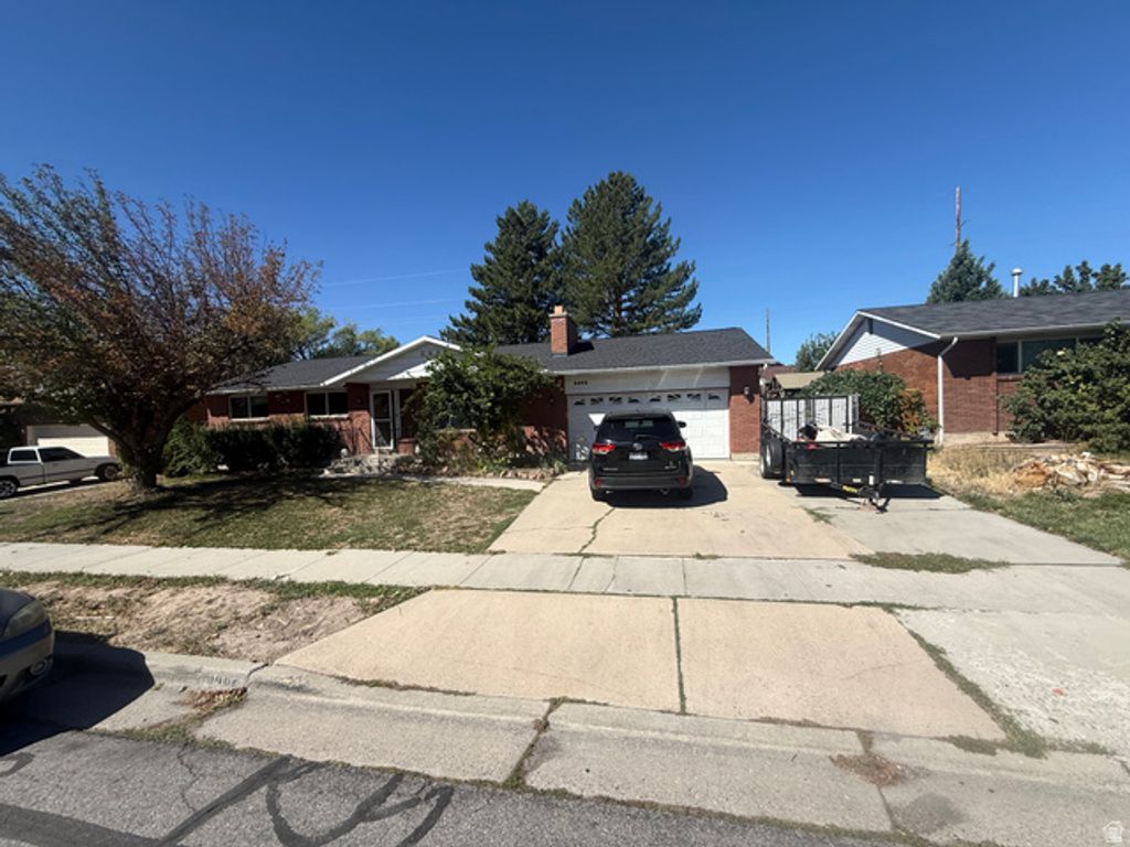 6462 S TAMRA DR, Taylorsville, UT 84129 — exterior