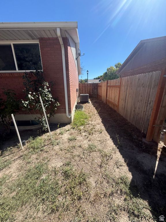 6462 S TAMRA DR, Taylorsville, UT 84129 — photo 4