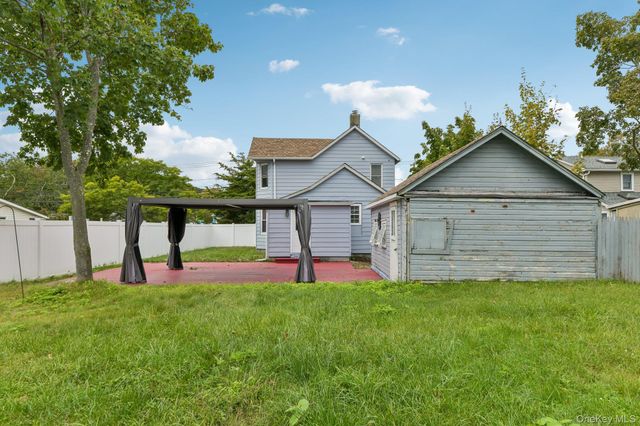 195 River Avenue, Patchogue, NY 11772