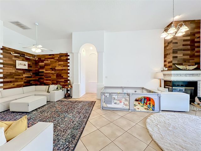 2125 EMERALD GREEN CIRCLE, Oviedo, FL 32765