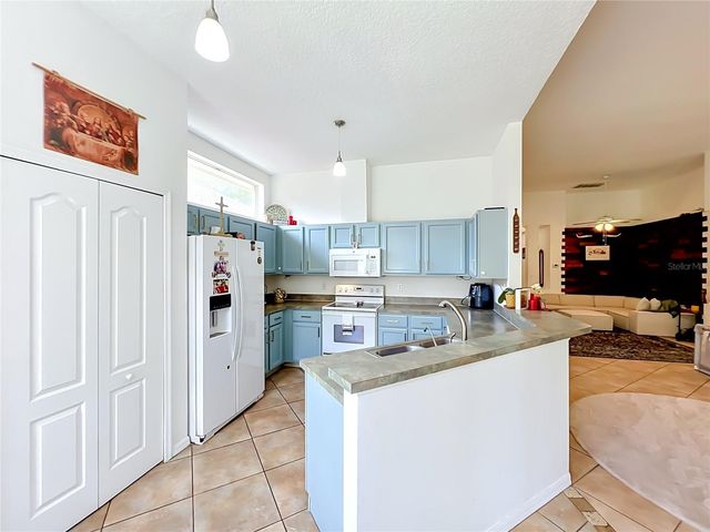 2125 EMERALD GREEN CIRCLE, Oviedo, FL 32765